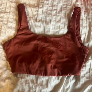 madewell athletic crop top/sports bra!